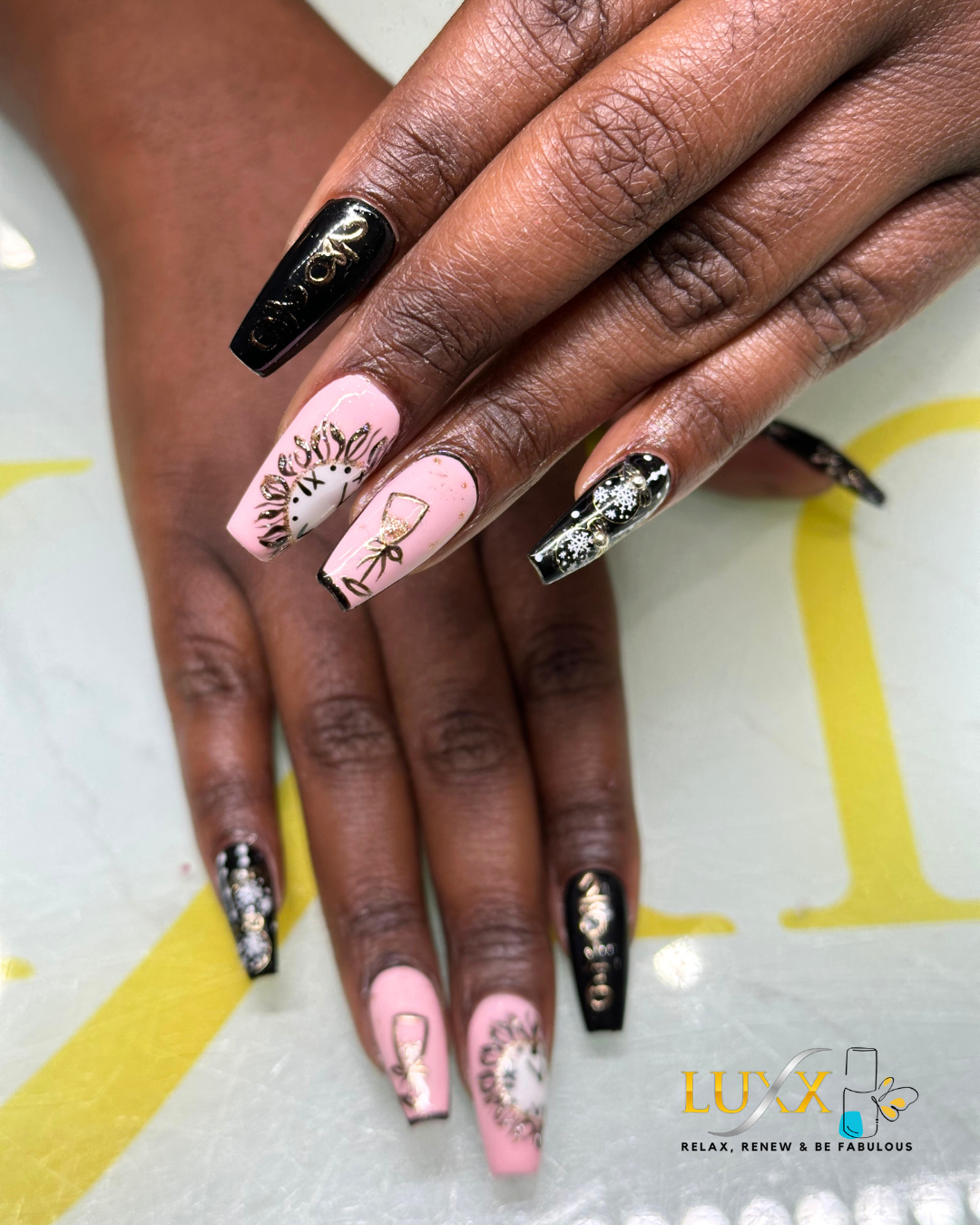 Luxx Nail Bar nail photo 1