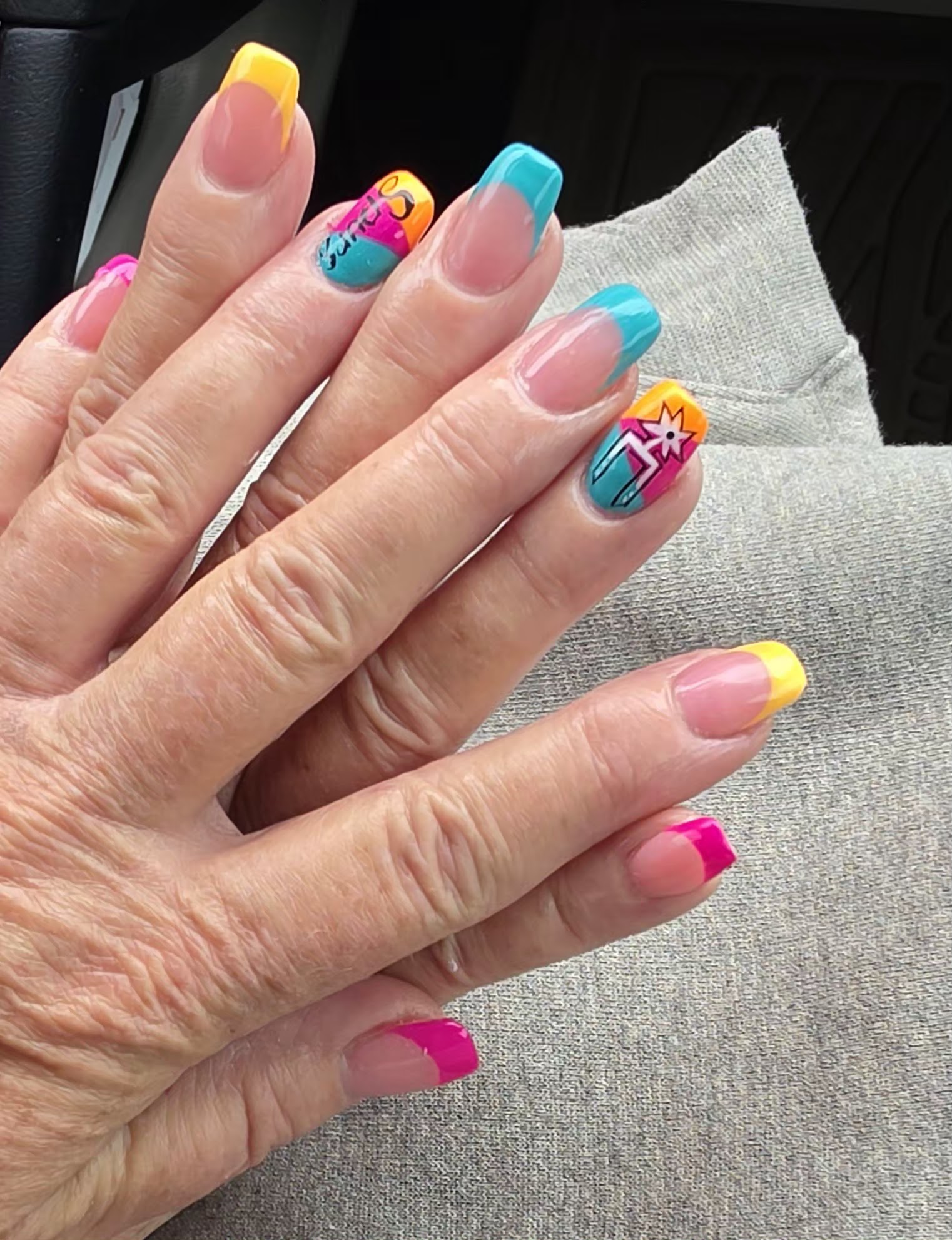 Luxx Nail Bar nail photo 8